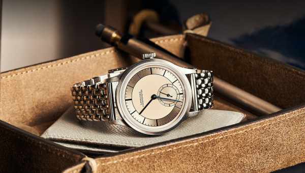 Ход истории: часы The Longines 1832 выйдут с черным и бежевым циферблатом и бриллиантовыми метками