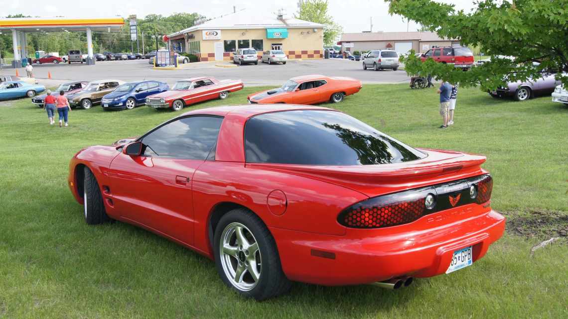 Pontiac Stinger: пляжный фанмобиль с садовым шлангом