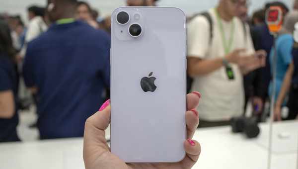 Apple может выпустить недорогой iPhone 12 в 2021 году (только c 4G)