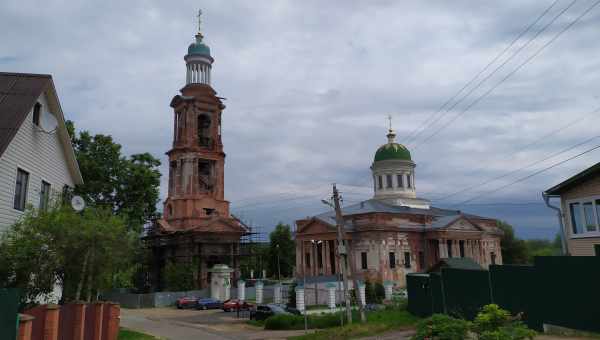 Троицкая церковь в Остафьево